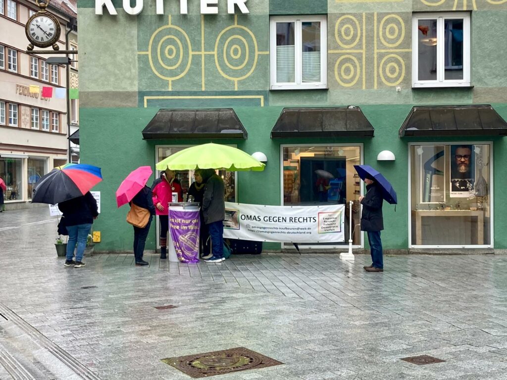 Infostand zum Jahrestag